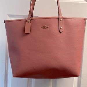 Coach Large Cavas Tote reversible
